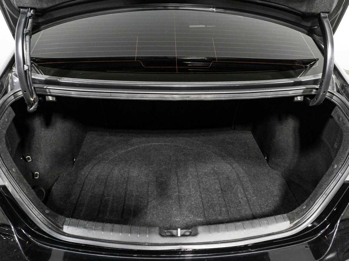 Hyundai Elantra с пробегом — 2017 год. Фото: #14