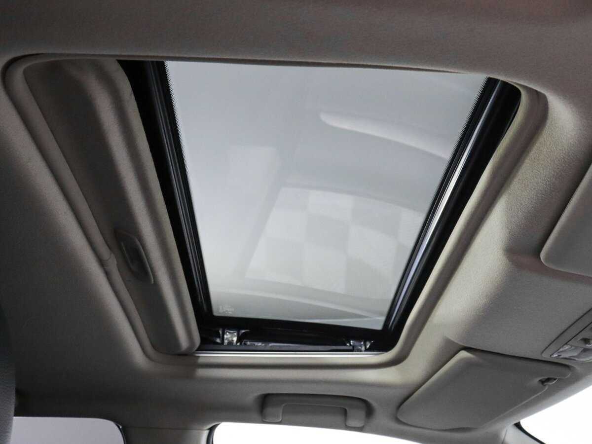 Mitsubishi Outlander с пробегом — 2014 год. Фото: #16