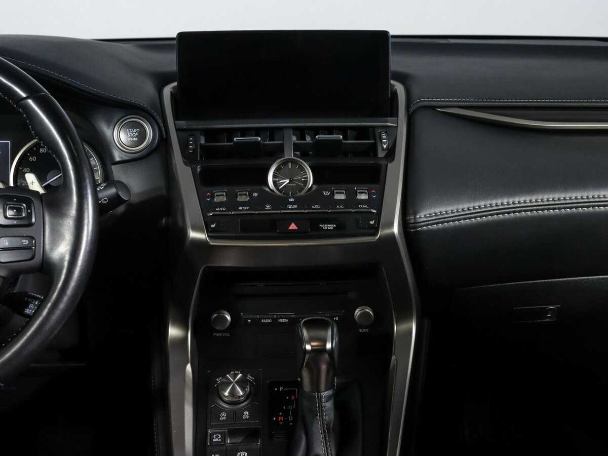 Lexus NX с пробегом — 2018 год. Фото: #9