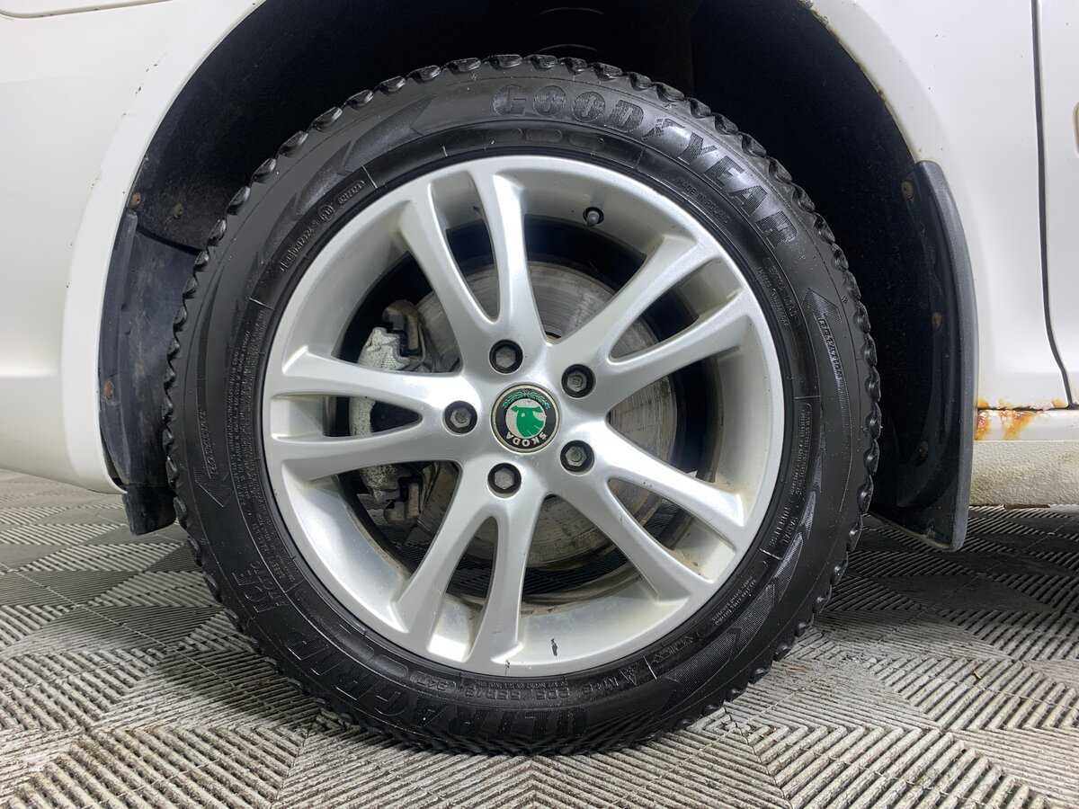 Skoda Octavia с пробегом — 2012 год. Фото: #9