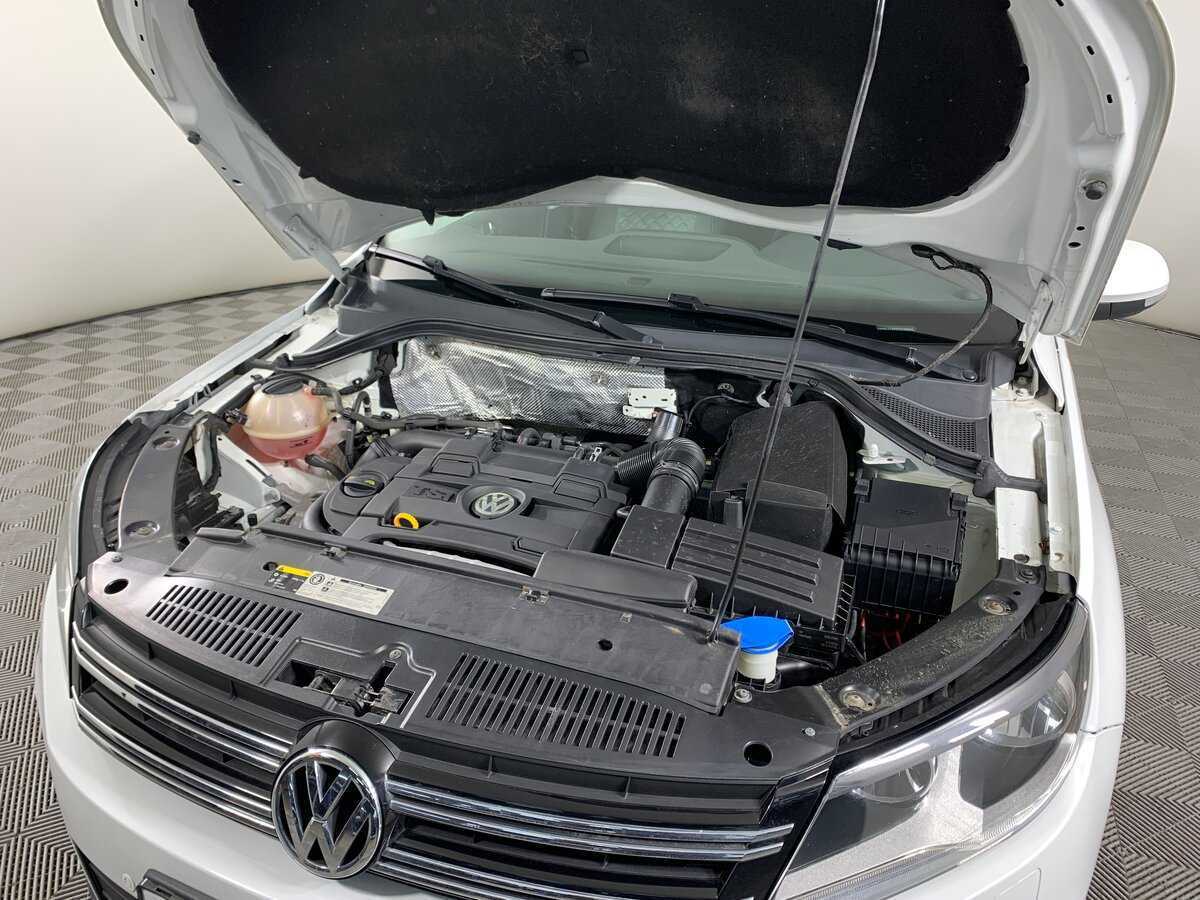 Volkswagen Tiguan с пробегом — 2015 год. Фото: #10