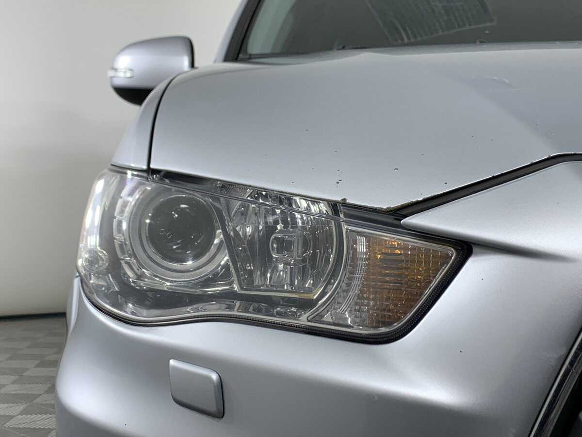 Mitsubishi Outlander с пробегом — 2012 год. Фото: #9