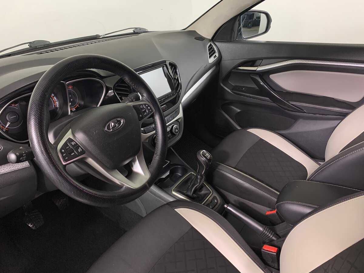 Lada (ВАЗ) Vesta с пробегом — 2017 год. Фото: #11