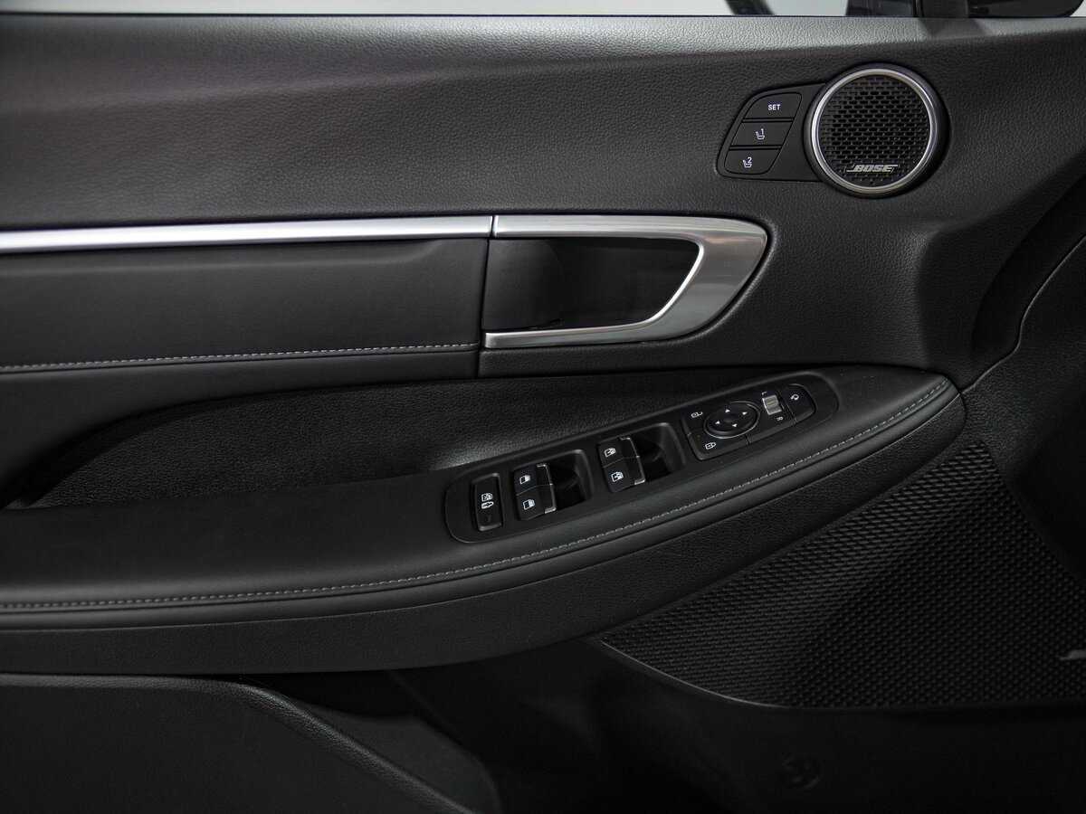 Hyundai Sonata с пробегом — 2020 год. Фото: #13