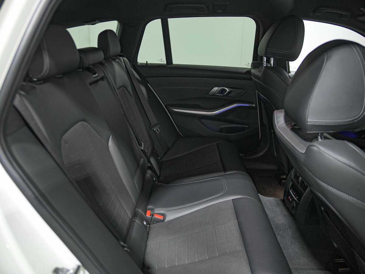 BMW 3 серии с пробегом — 2019 год. Фото: #15