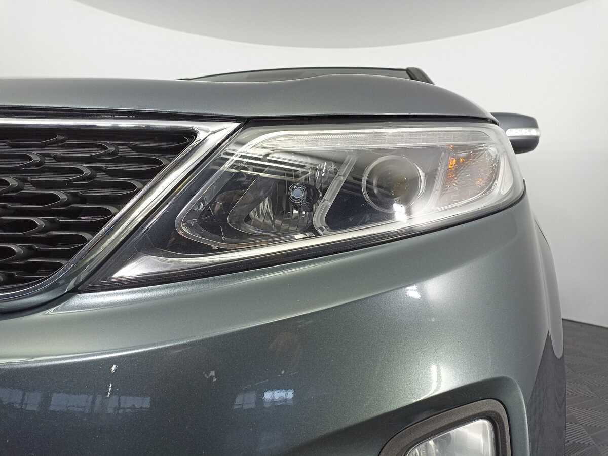 Kia Sorento с пробегом — 2014 год. Фото: #13
