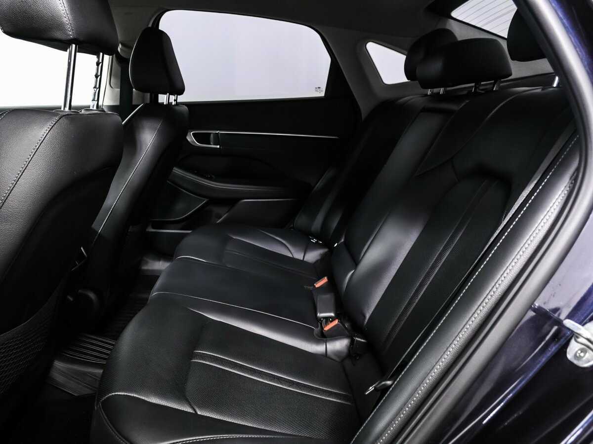 Hyundai Sonata с пробегом — 2021 год. Фото: #12