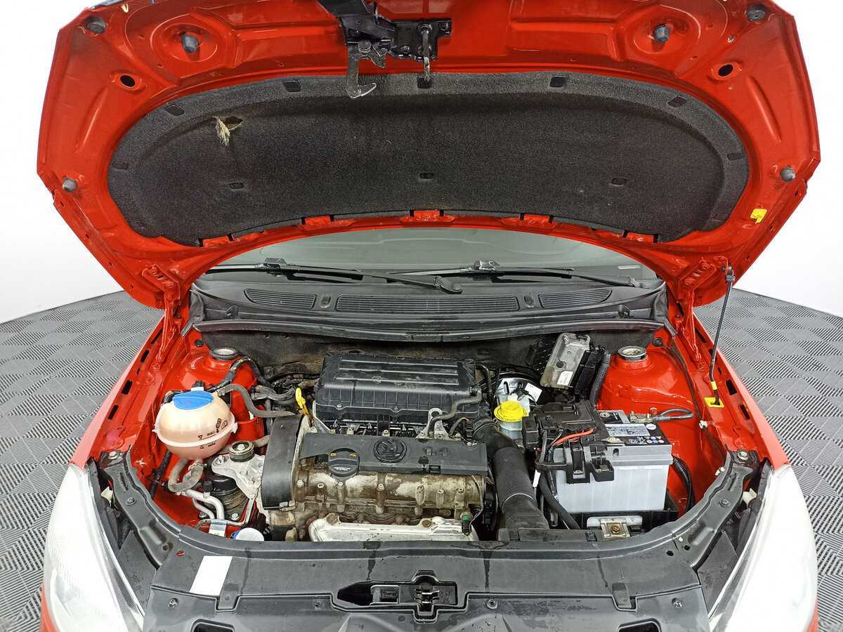 Skoda Fabia с пробегом — 2014 год. Фото: #8