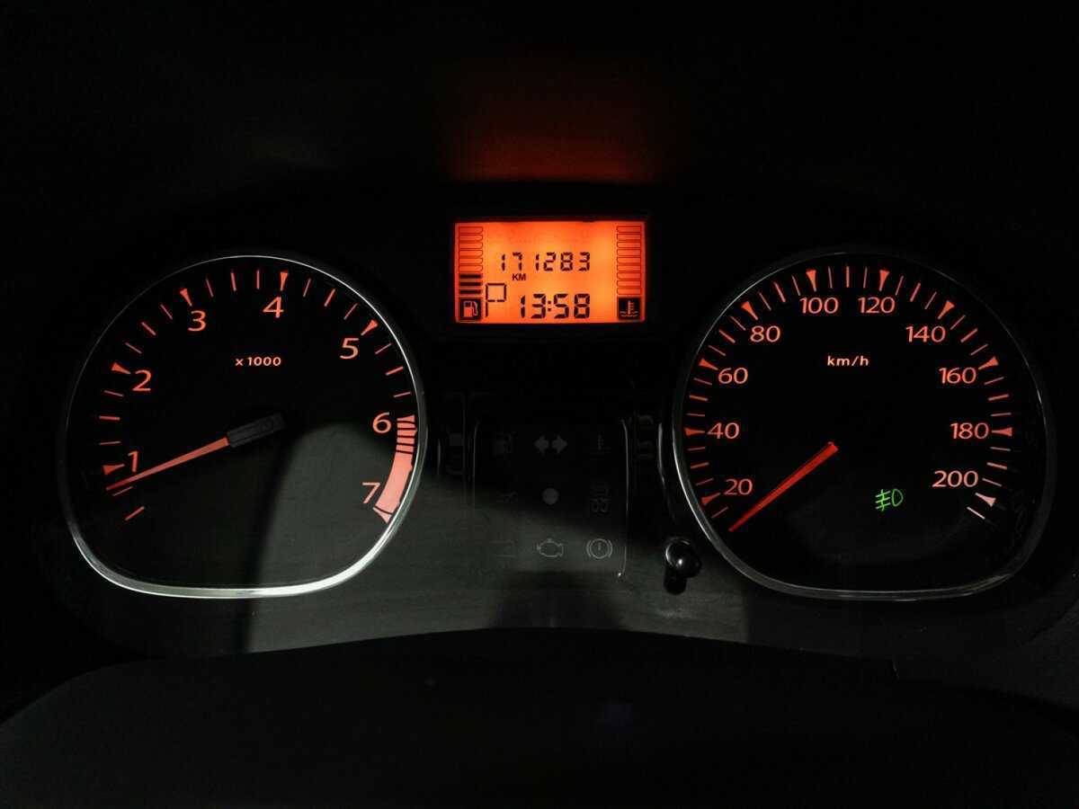 Renault Duster с пробегом — 2013 год. Фото: #11