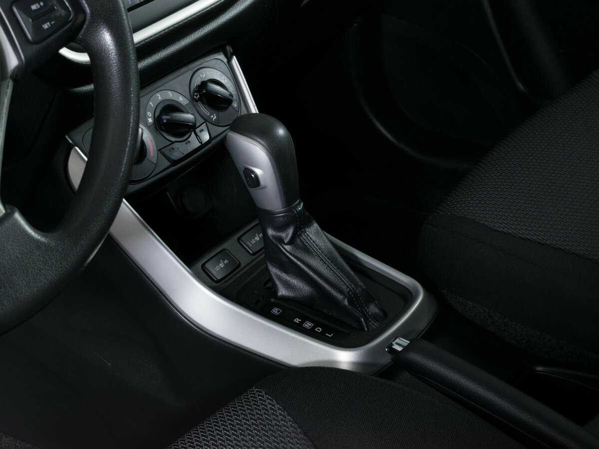 Suzuki SX4 с пробегом — 2014 год. Фото: #12