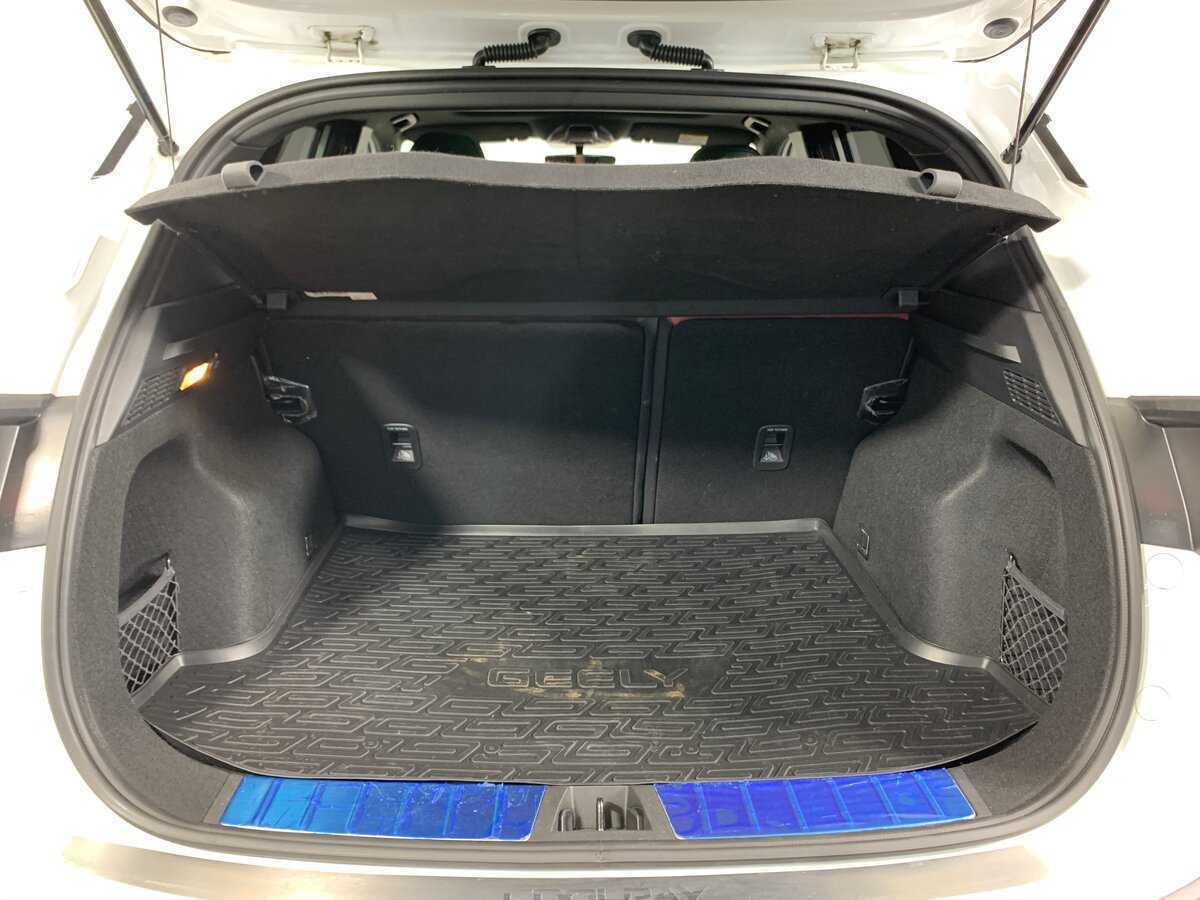 Geely Coolray с пробегом — 2023 год. Фото: #20