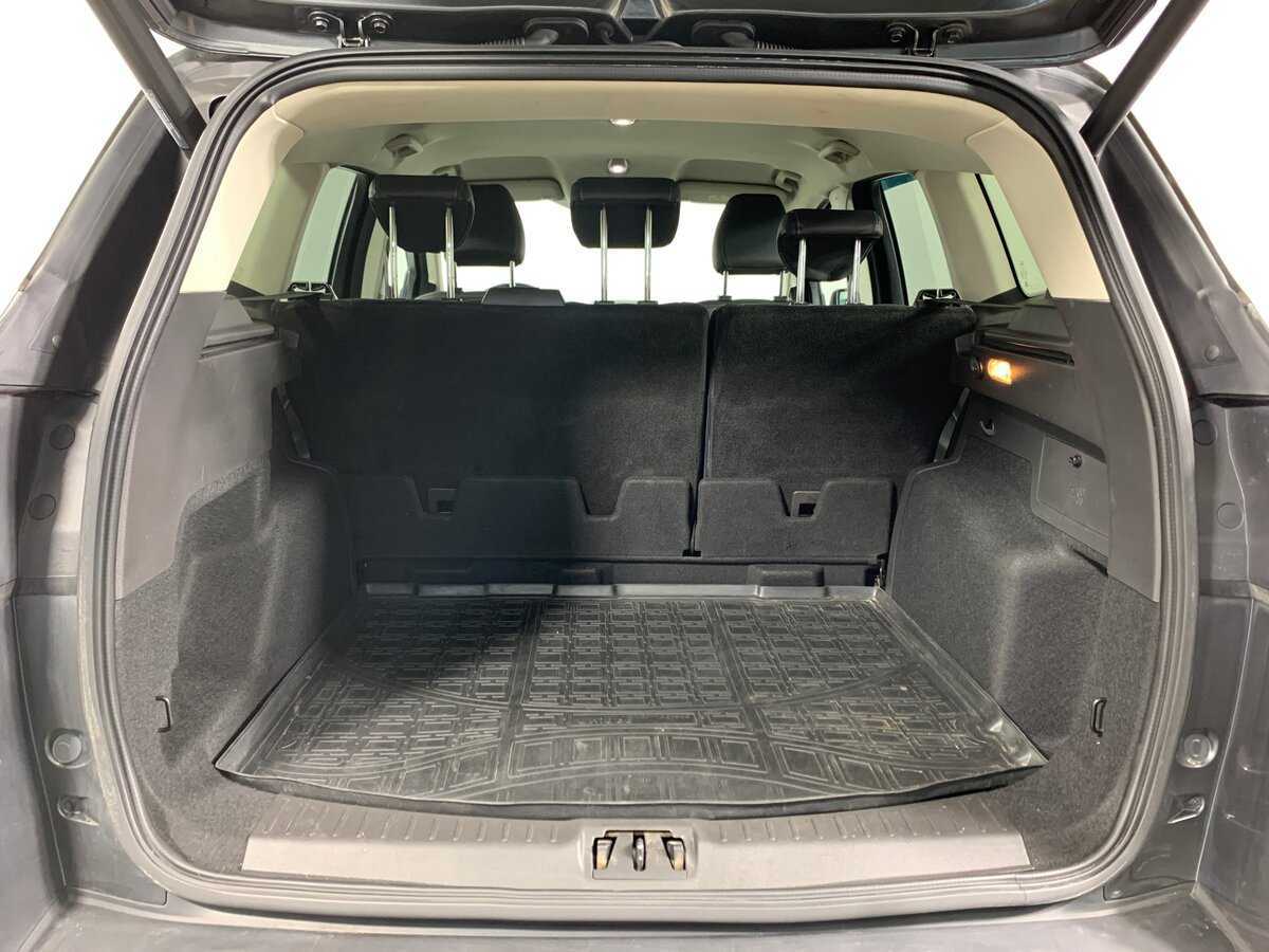 Ford Kuga с пробегом — 2017 год. Фото: #19