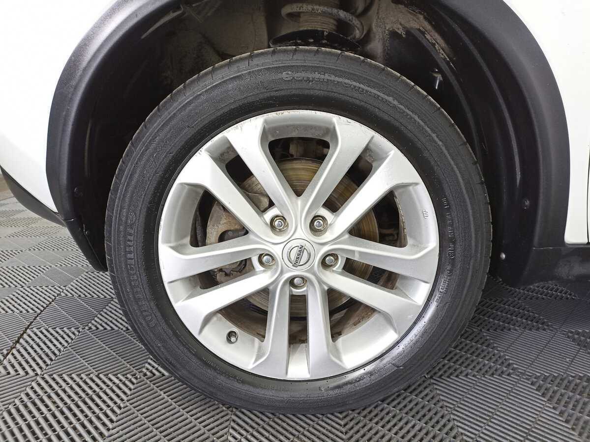 Nissan Juke с пробегом — 2012 год. Фото: #17