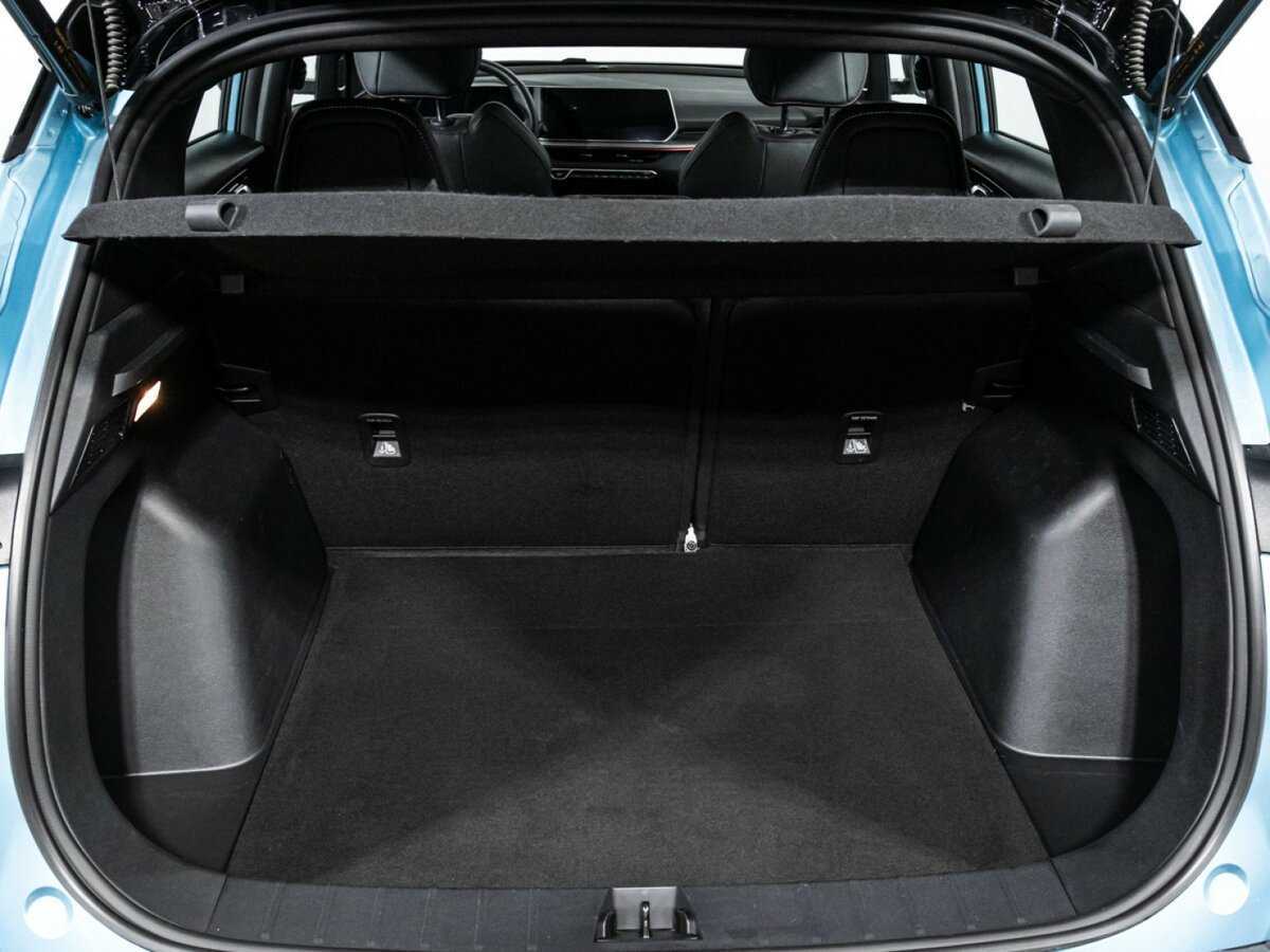 Geely Coolray с пробегом — 2023 год. Фото: #14