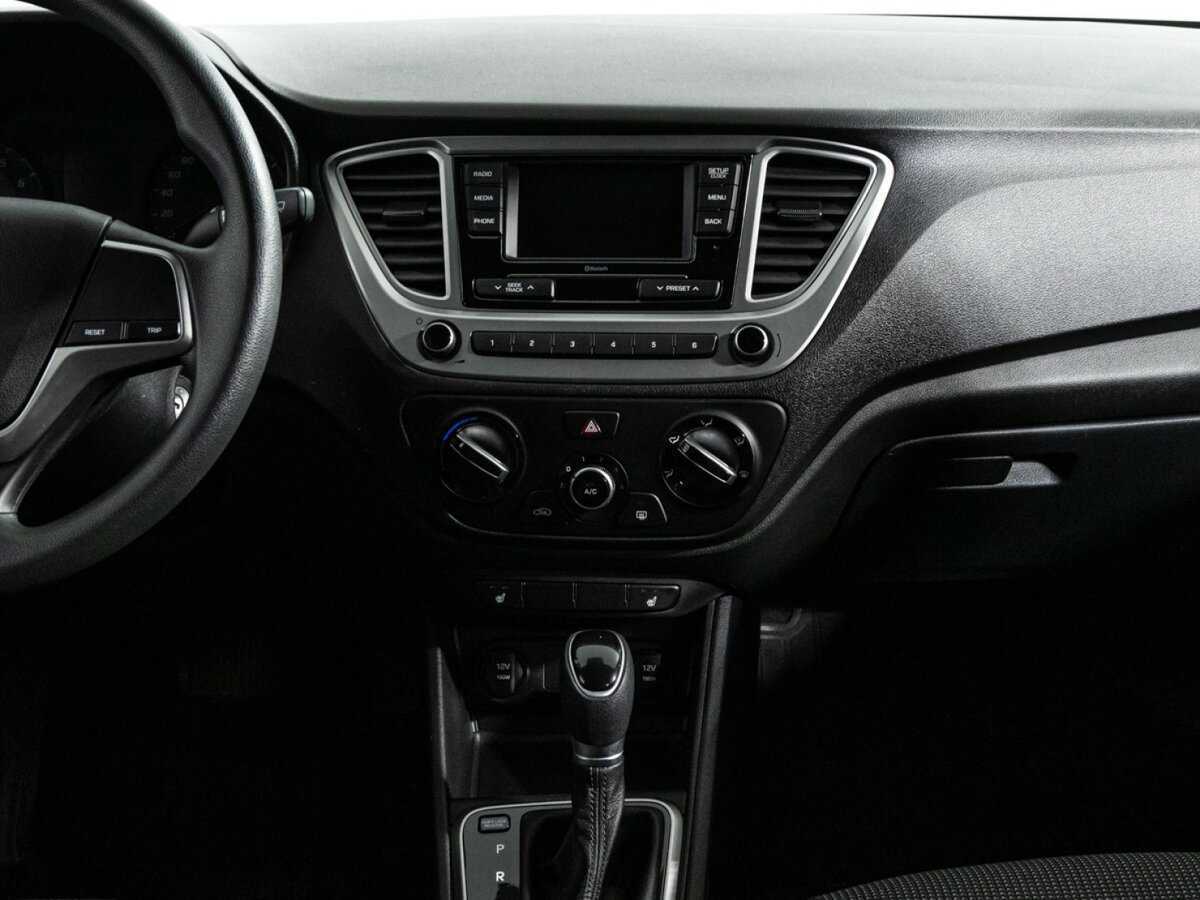 Hyundai Solaris с пробегом — 2021 год. Фото: #13