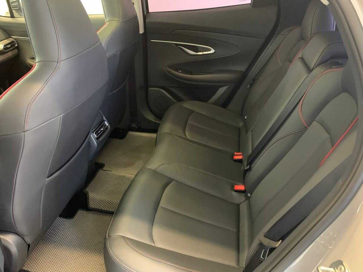 Changan UNI-T с пробегом — 2023 год. Фото: #9