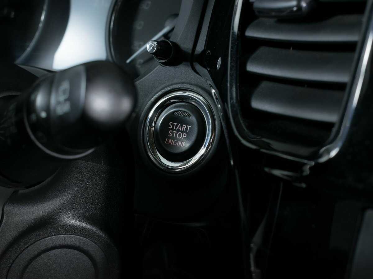 Mitsubishi Outlander с пробегом — 2015 год. Фото: #12