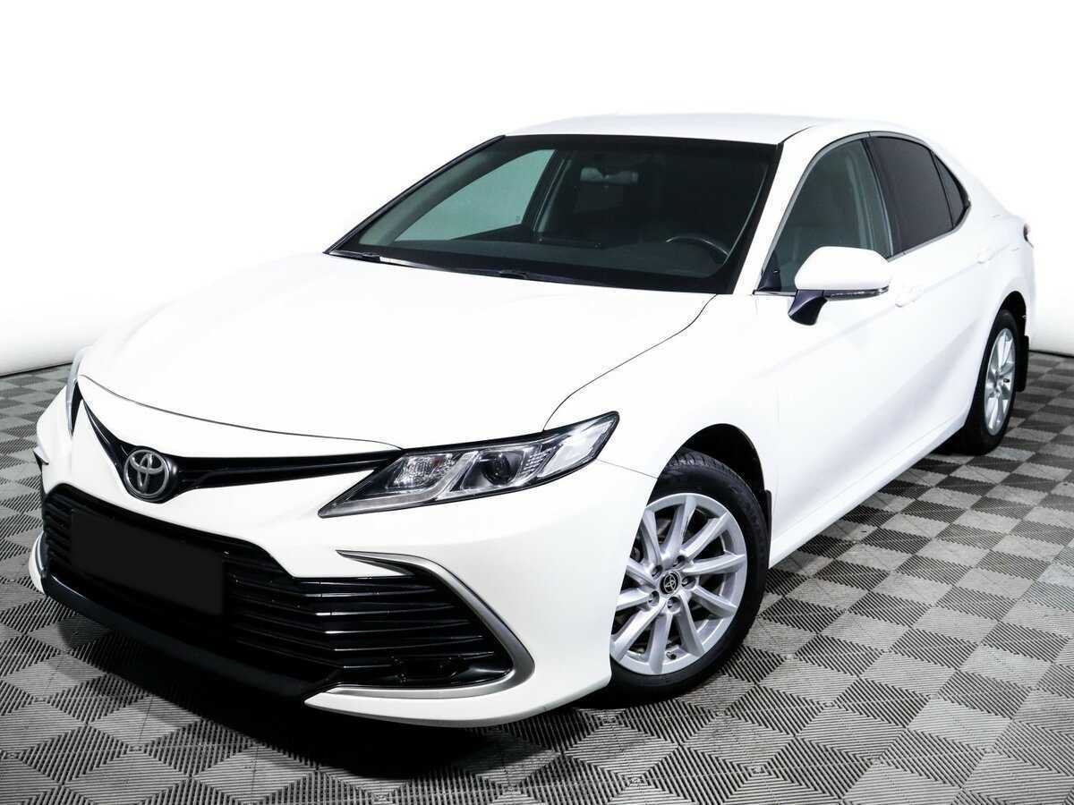 Toyota Camry с пробегом — 2021 год. Фото: #11