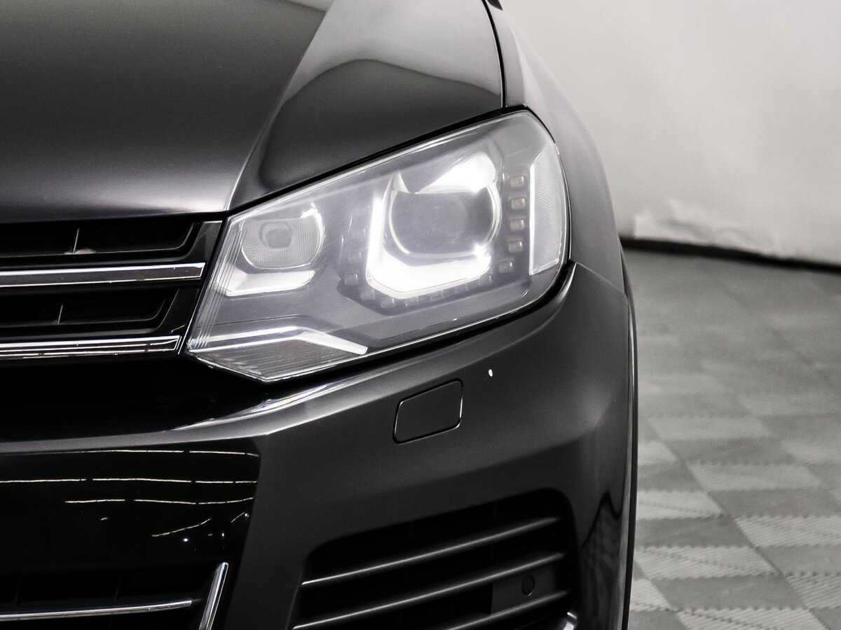 Volkswagen Touareg с пробегом — 2014 год. Фото: #14