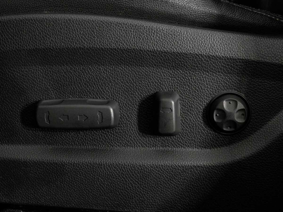 Hyundai Santa Fe с пробегом — 2013 год. Фото: #16