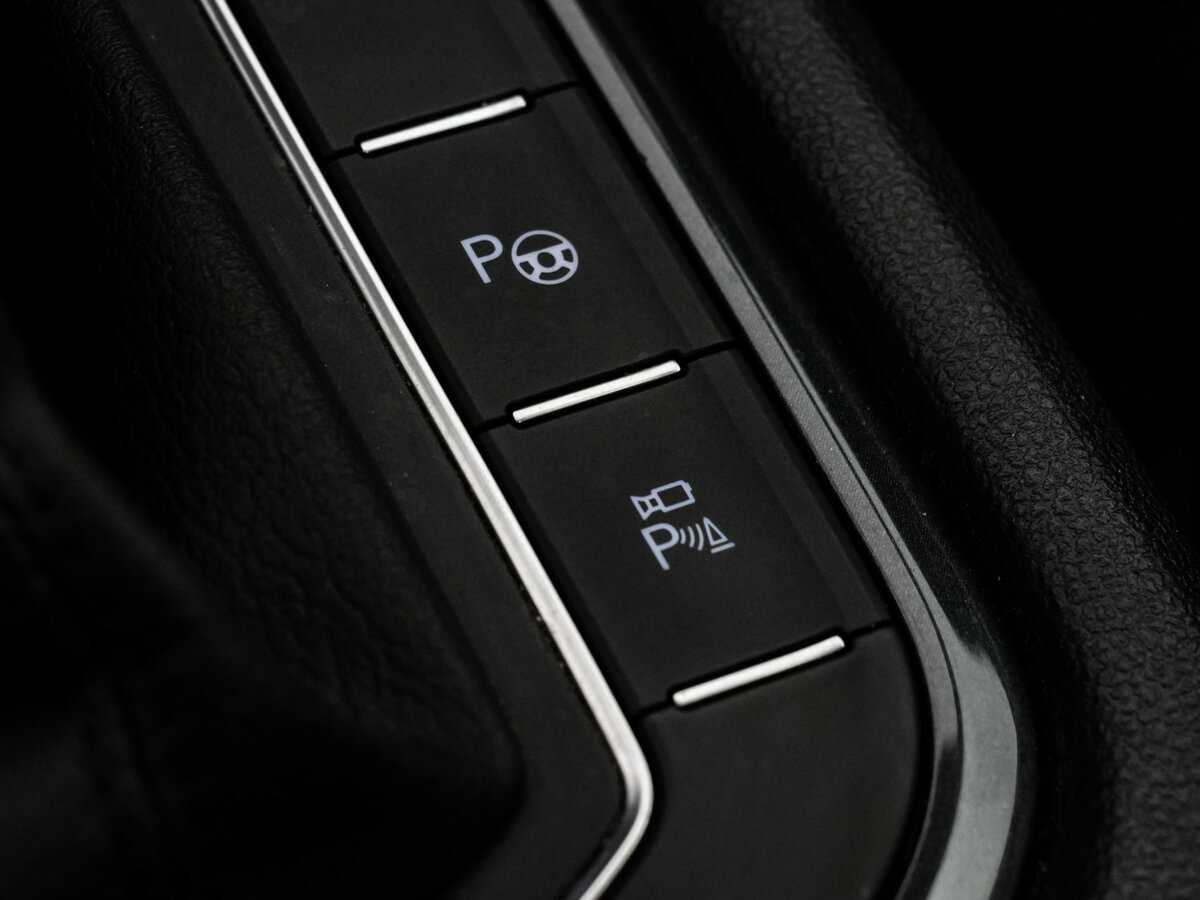 Volkswagen Tiguan с пробегом — 2018 год. Фото: #18