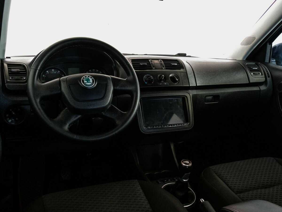 Skoda Fabia с пробегом — 2012 год. Фото: #10