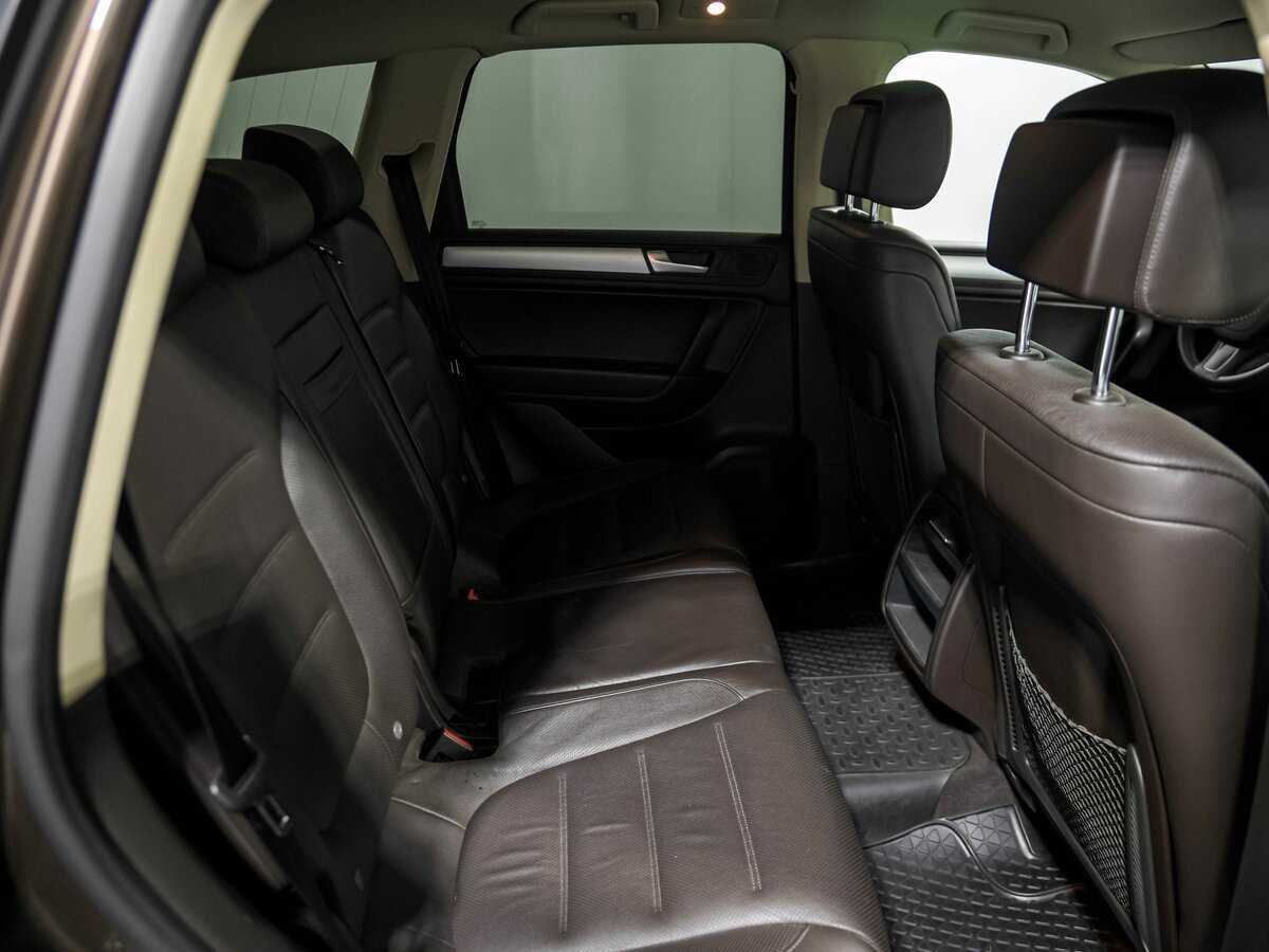 Volkswagen Touareg с пробегом — 2013 год. Фото: #15