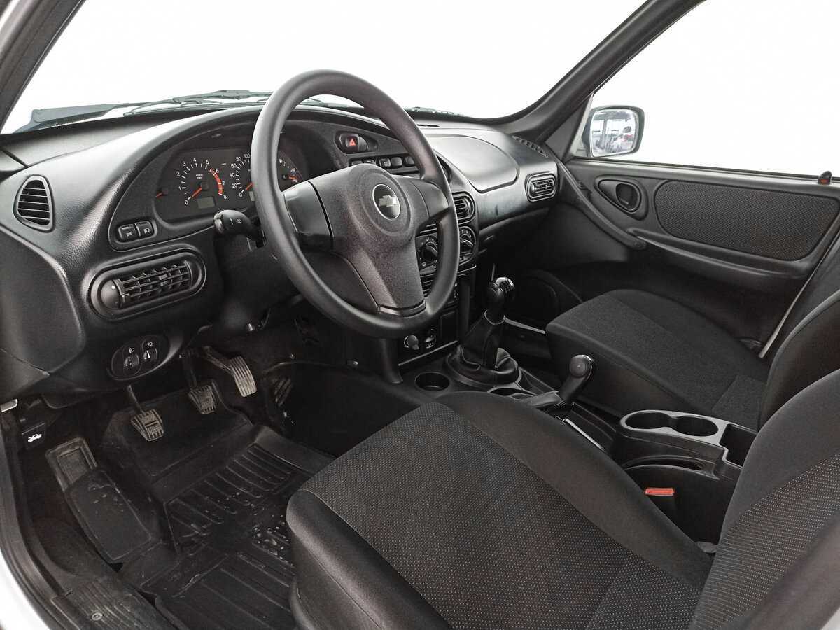 Chevrolet Niva с пробегом — 2016 год. Фото: #13