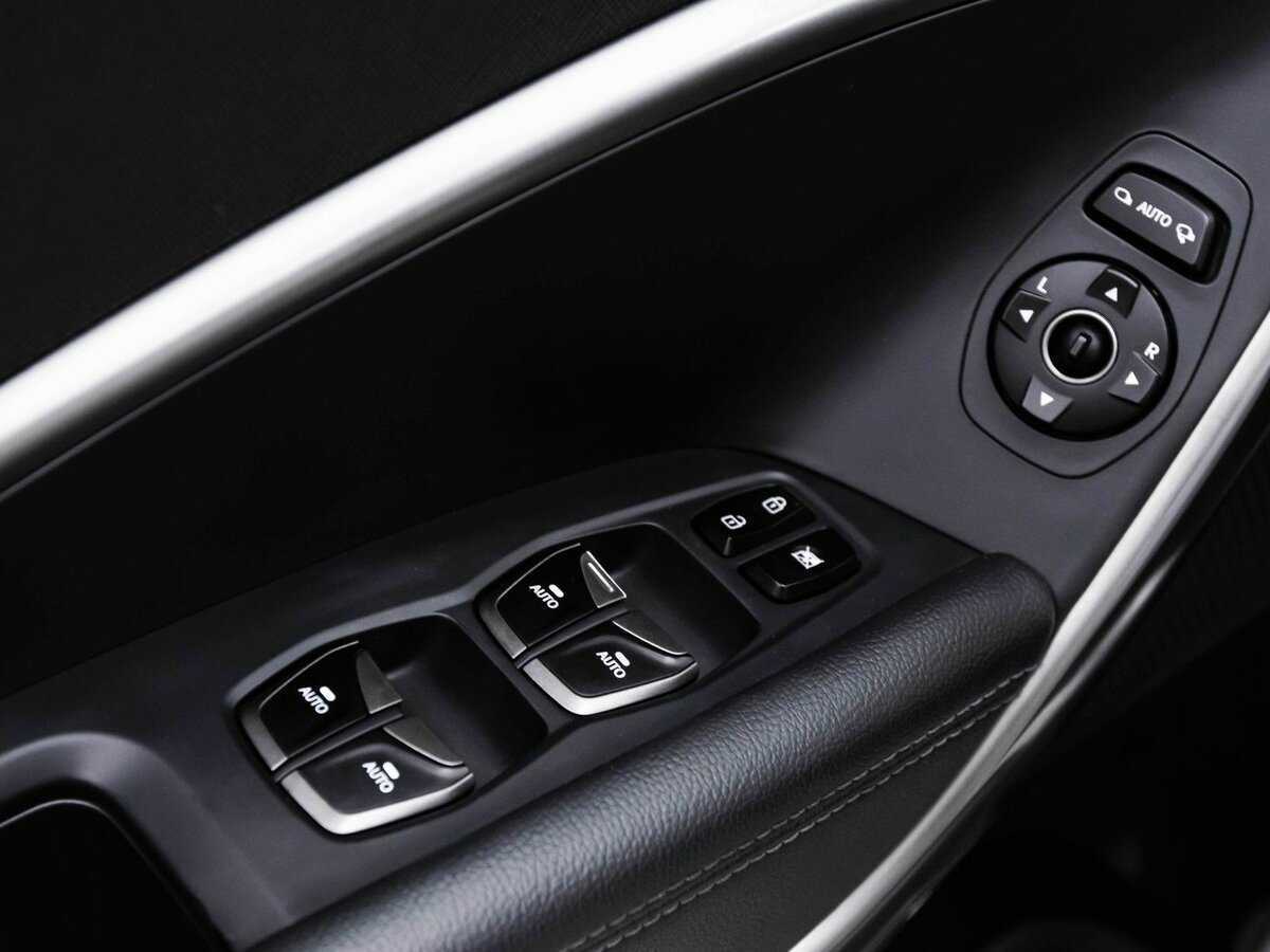 Hyundai Santa Fe с пробегом — 2018 год. Фото: #6