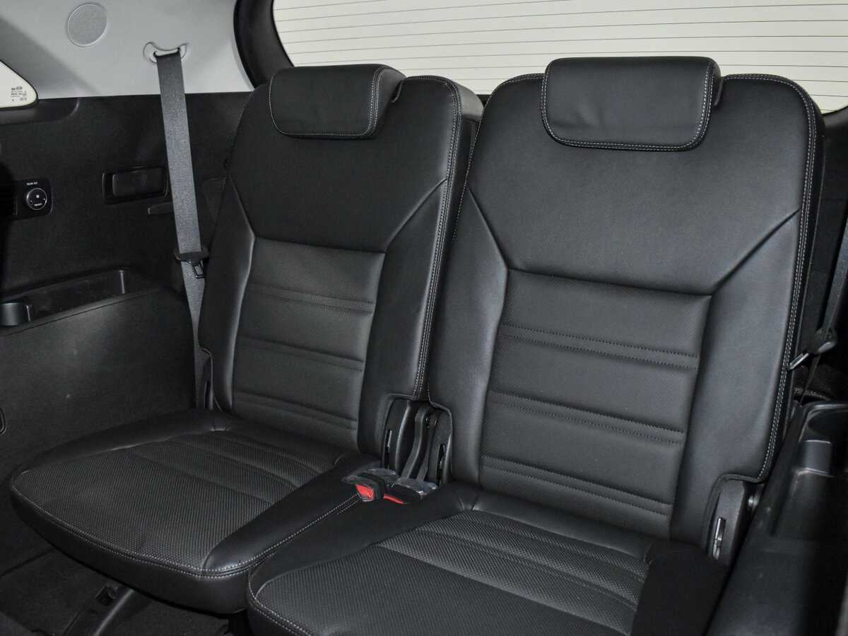 Kia Sorento с пробегом — 2016 год. Фото: #10