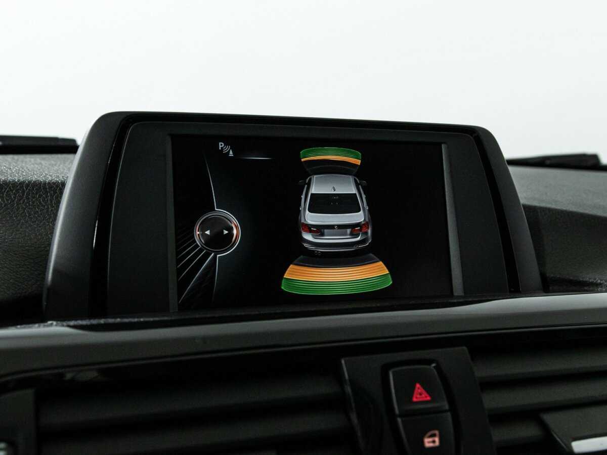 BMW 3 серии с пробегом — 2015 год. Фото: #15