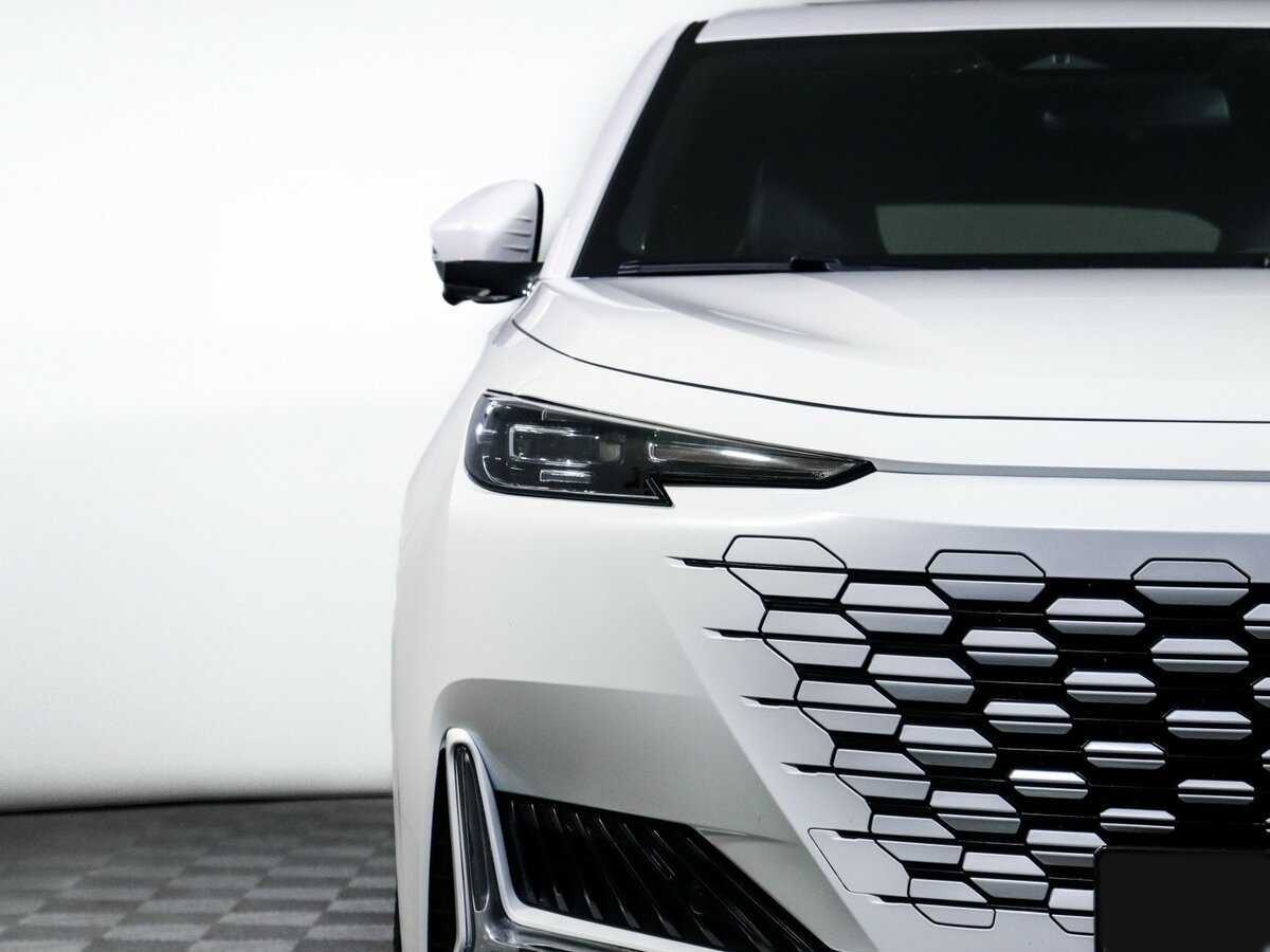 Changan UNI-K с пробегом — 2023 год. Фото: #17