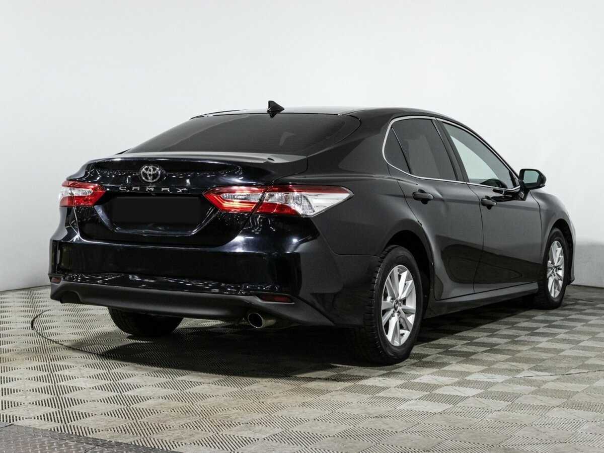 Toyota Camry с пробегом — 2019 год. Фото: #4