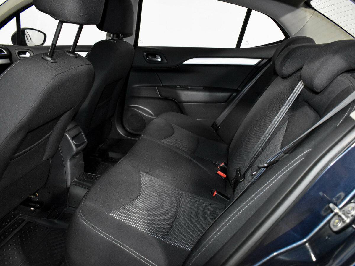 Citroen C4 с пробегом — 2013 год. Фото: #10