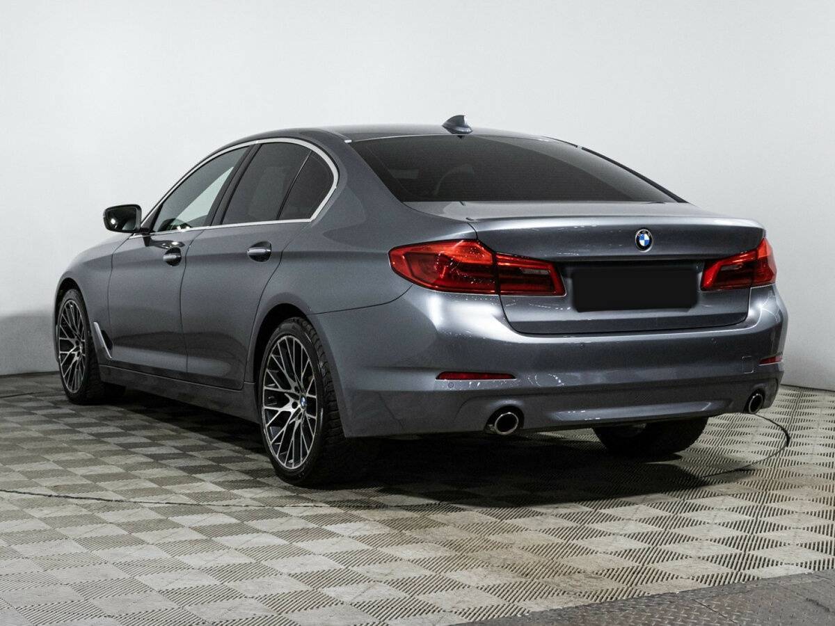 BMW 5 серии с пробегом — 2017 год. Фото: #6