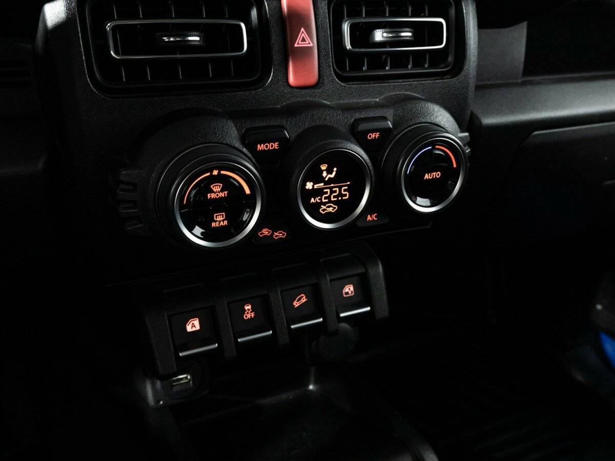 Suzuki Jimny с пробегом — 2020 год. Фото: #16