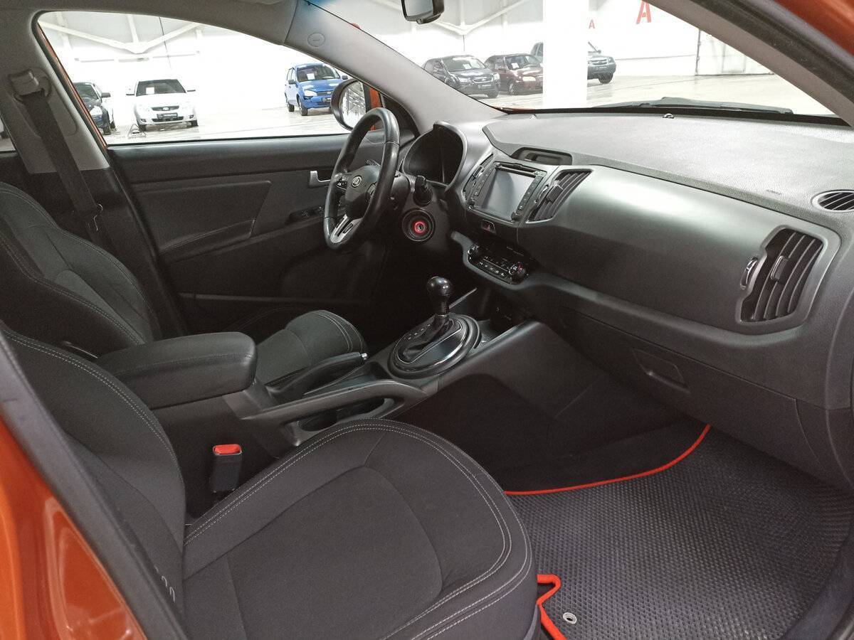 Kia Sportage с пробегом — 2012 год. Фото: #10