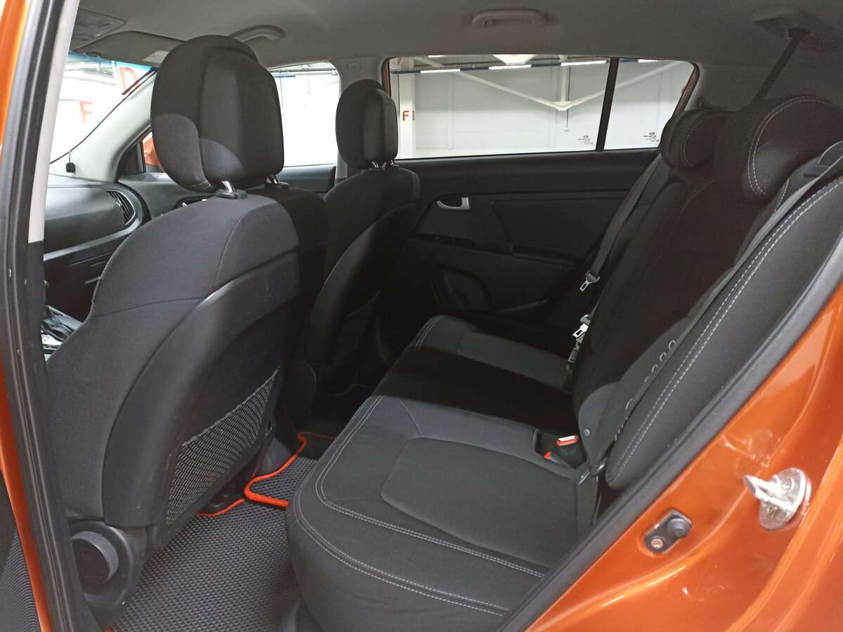 Kia Sportage с пробегом — 2012 год. Фото: #11