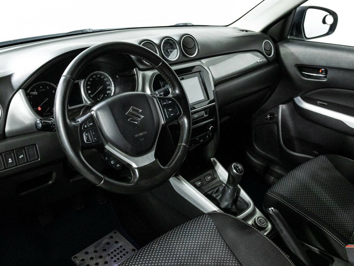 Suzuki Vitara с пробегом — 2016 год. Фото: #10