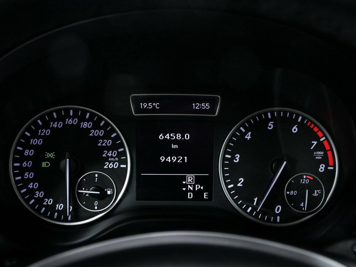 Mercedes-Benz A-Класс с пробегом — 2013 год. Фото: #8