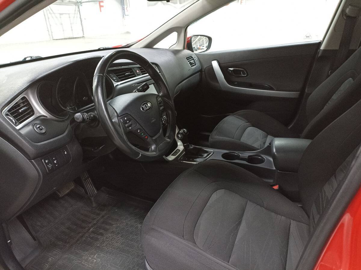 Kia Ceed с пробегом — 2016 год. Фото: #15
