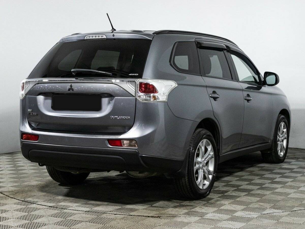 Mitsubishi Outlander с пробегом — 2012 год. Фото: #4
