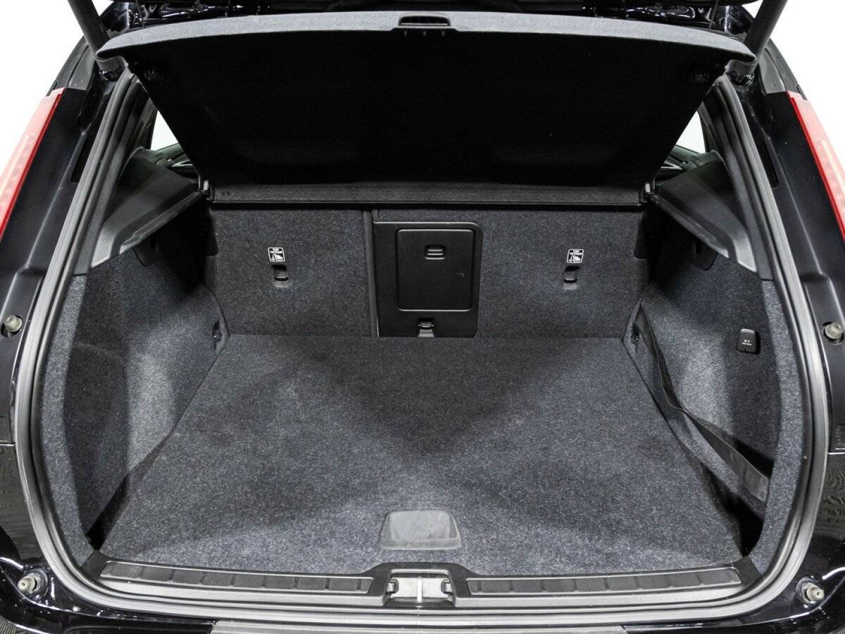 Volvo XC40 с пробегом — 2018 год. Фото: #14