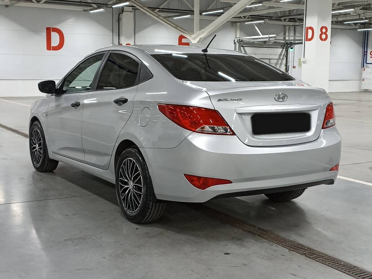 Hyundai Solaris с пробегом — 2016 год. Фото: #6