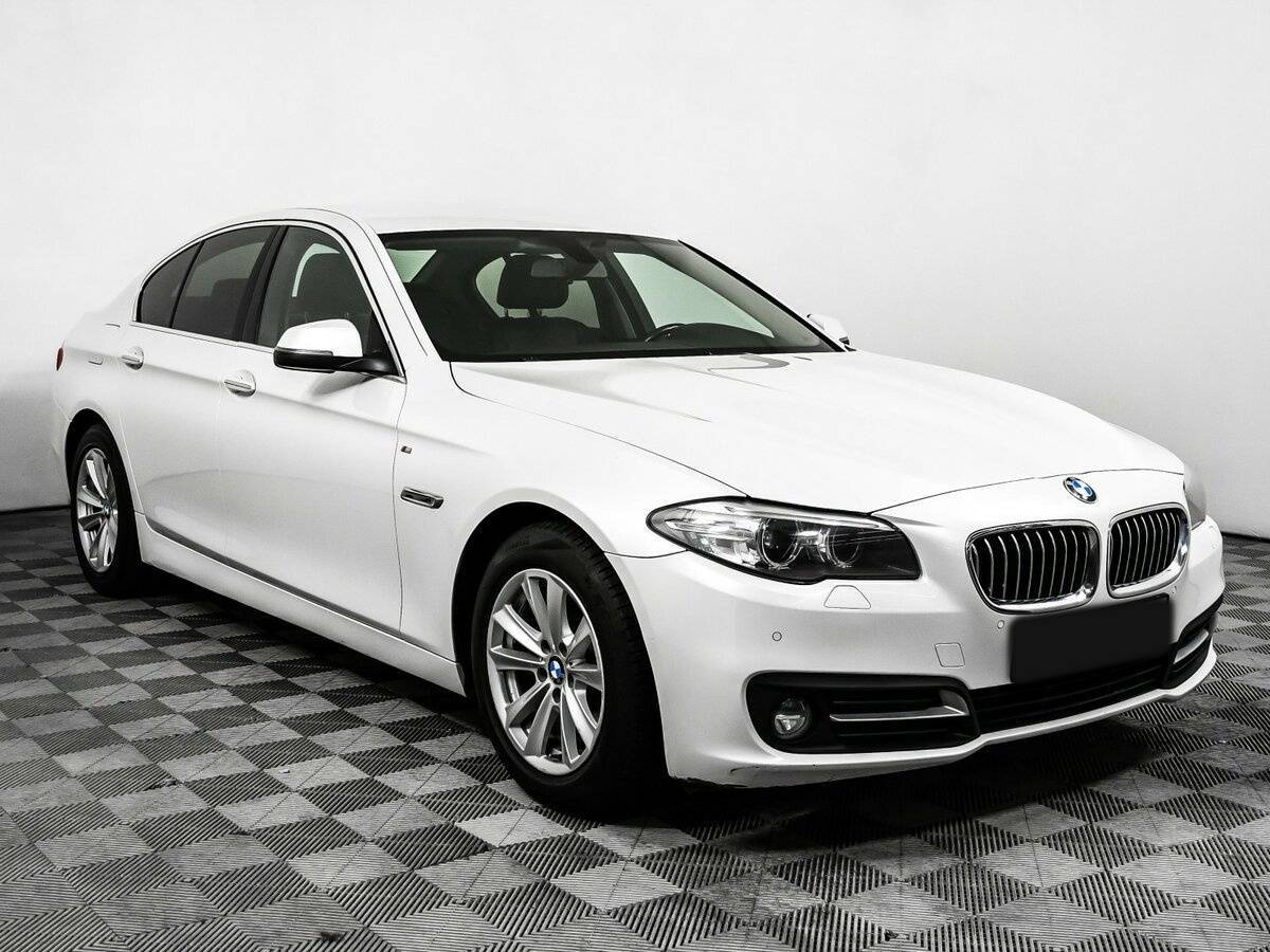 BMW 5 серии с пробегом — 2016 год. Фото: #2