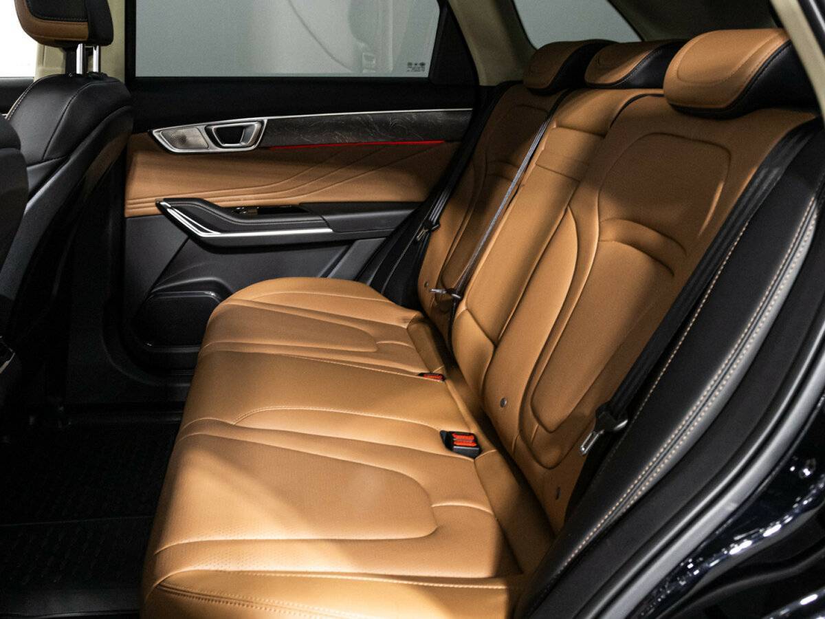 FAW Bestune T99 с пробегом — 2023 год. Фото: #9