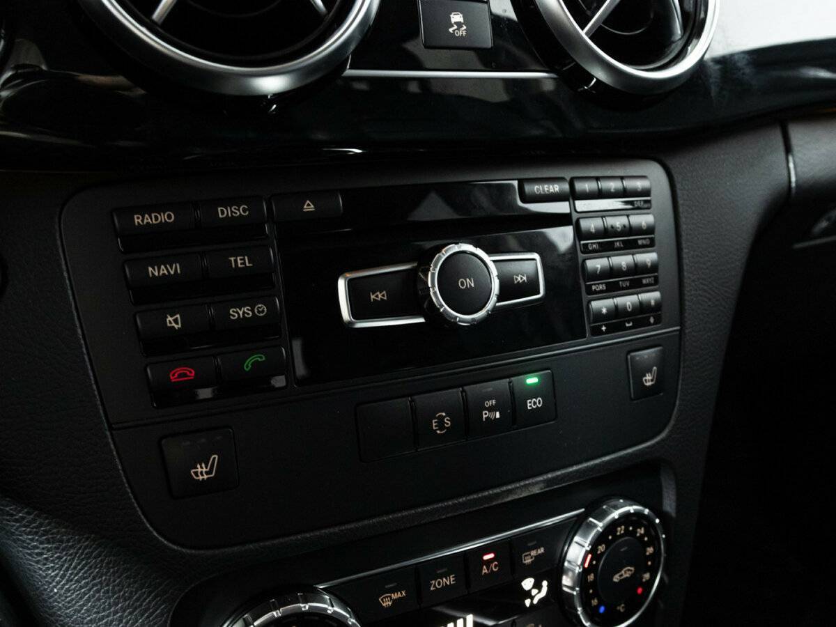 Mercedes-Benz GLK-Класс с пробегом — 2014 год. Фото: #18