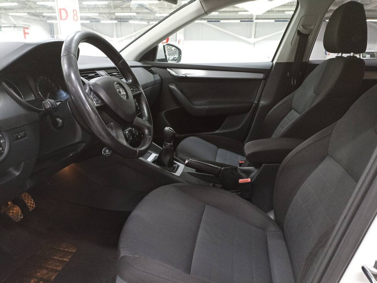 Skoda Octavia с пробегом — 2013 год. Фото: #15