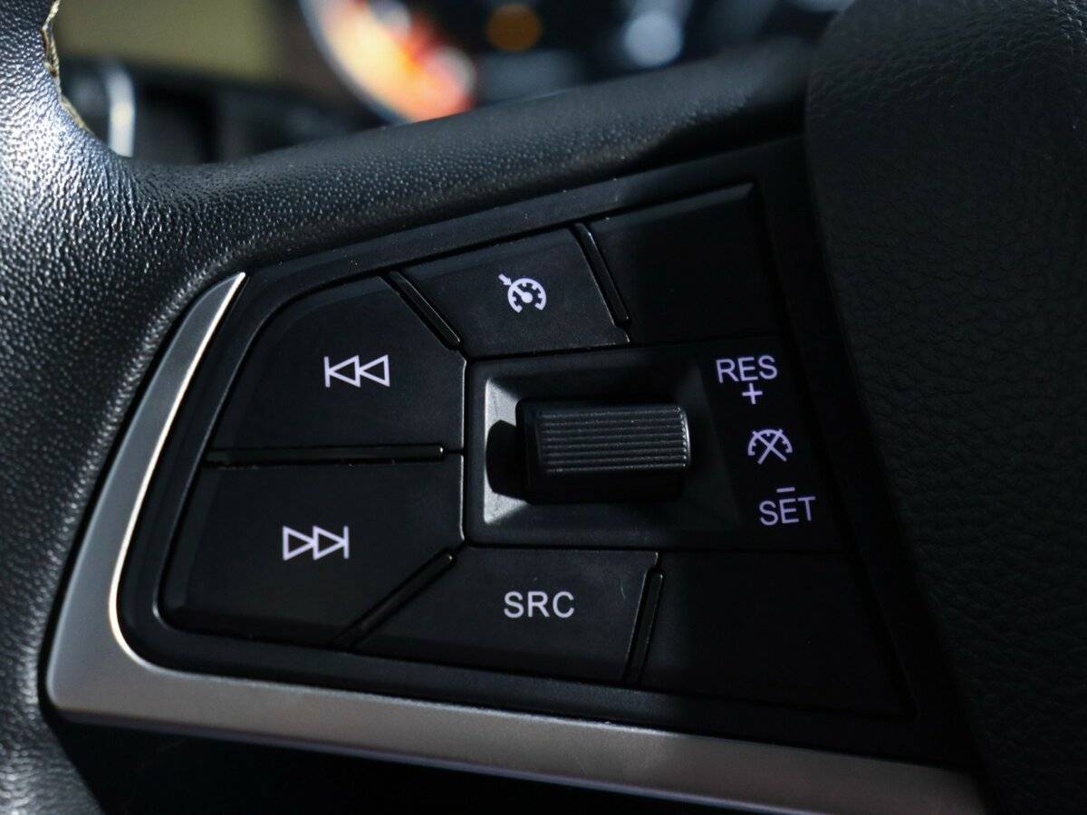 Москвич 3 с пробегом — 2023 год. Фото: #18