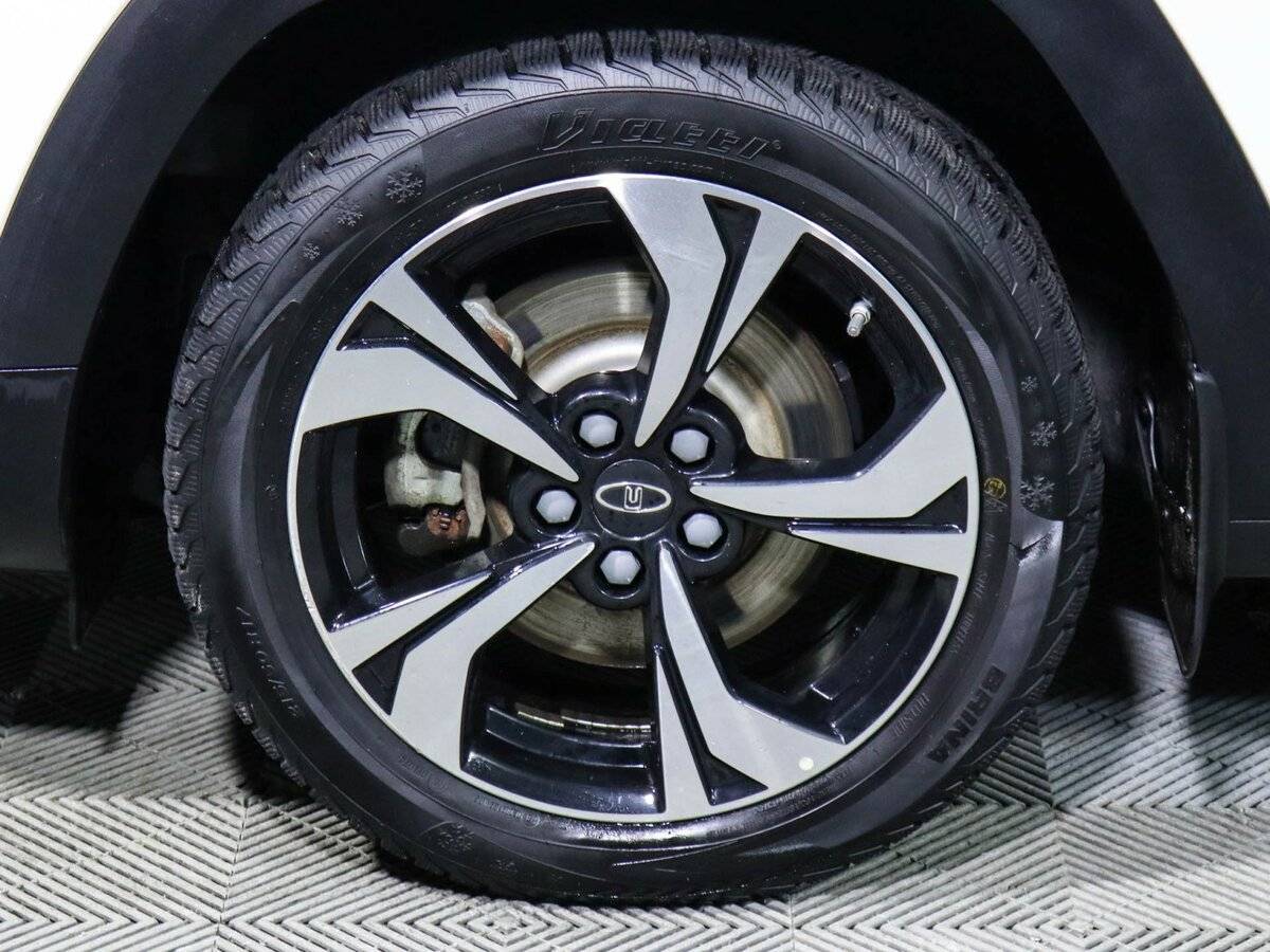 Москвич 3 с пробегом — 2023 год. Фото: #14